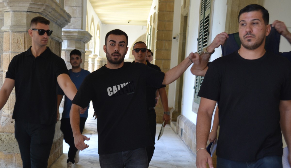 Araçta uyuşturucu kalıntısı, evinde 43 miligram hintkeneviri