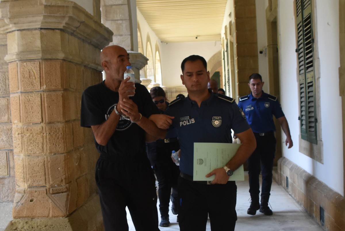 26 yaşındaki kadını bıçaklayan zanlıya teminat
