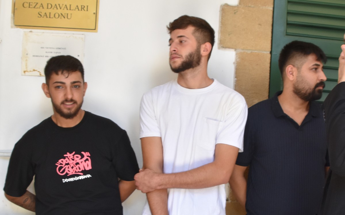 Lyrica soruşturmasında iki zanlıya 8 gün ek tutukluluk