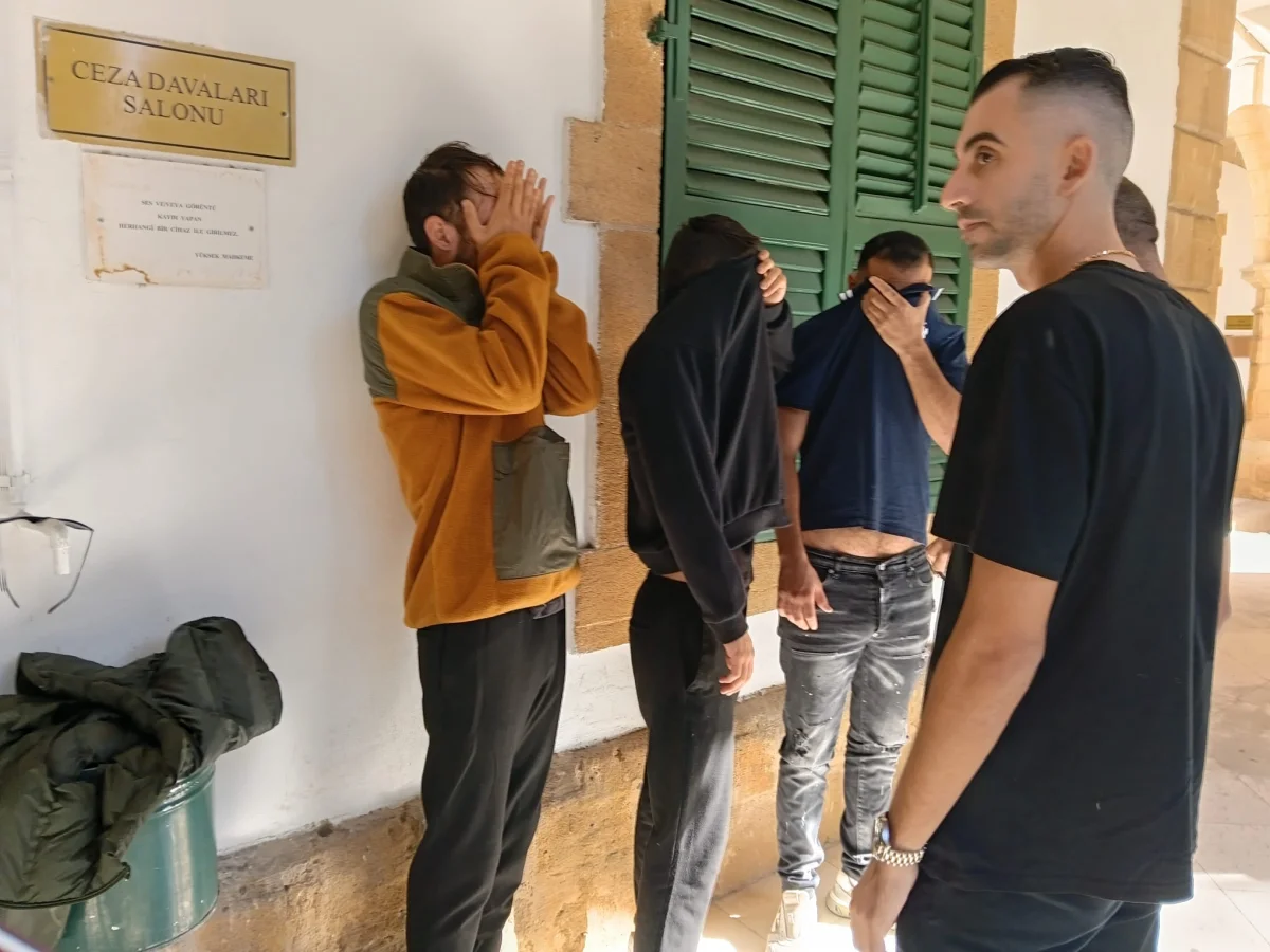 Kampüs odasından uyuşturucu çıktı