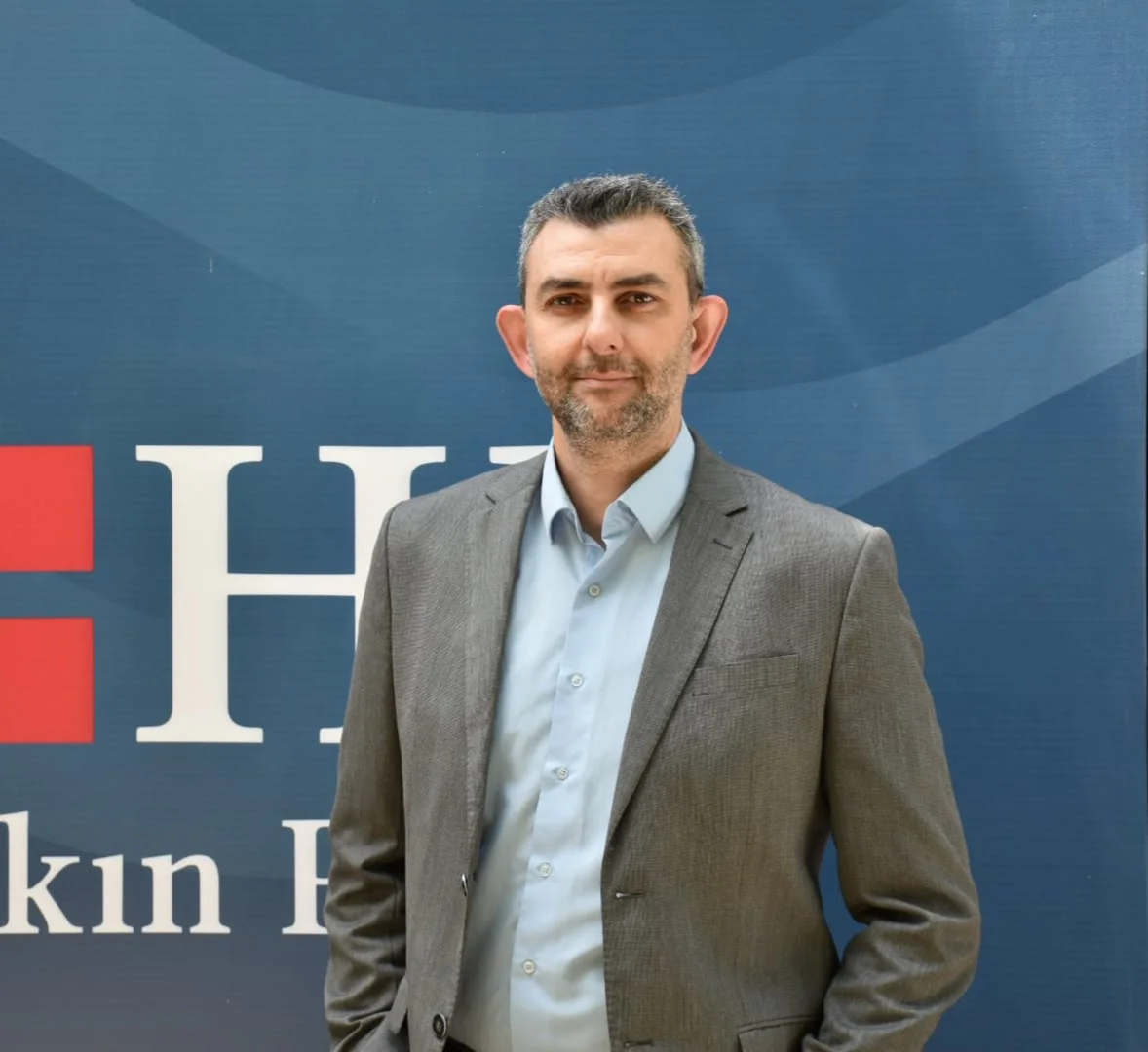 Moral: “Ülkenin geleceğine yatırım, geleceği yetiştiren insanların emeğine sahip çıkmakla başlar”